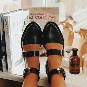 SisBest Black Buckle Sandals